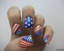 Маникюр на короткие ногти "Американский флаг"