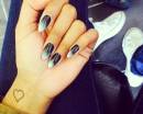 Черно-серый градиент на ногтях