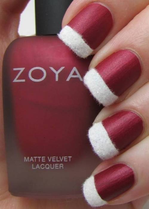 Красный лак ZOYA и пушистые белые кончики