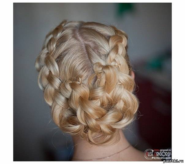 Прическа для невесты с плетением кос