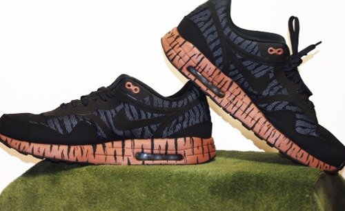 Nike с подошвой тигровой расцветки