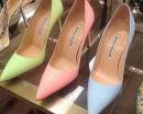 Разноцветные туфли от Маноло Бланк