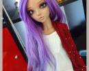 Кукла с длинными фиолетовыми волосами