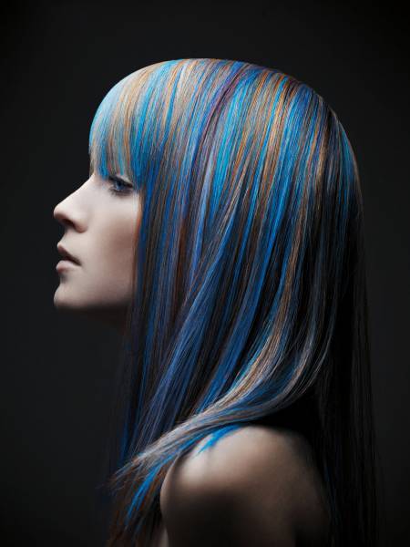 Мелирование волос синим цветом