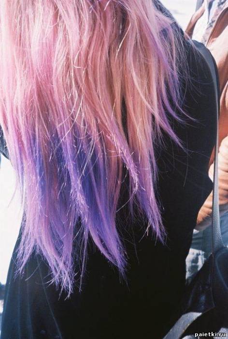 Розово-фиолетовые концы длинных волос
