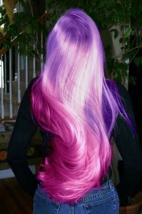 Длинные фиолетовые волосы